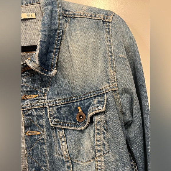 Cropped Zara Denim Jacket - Picture 6 of 7